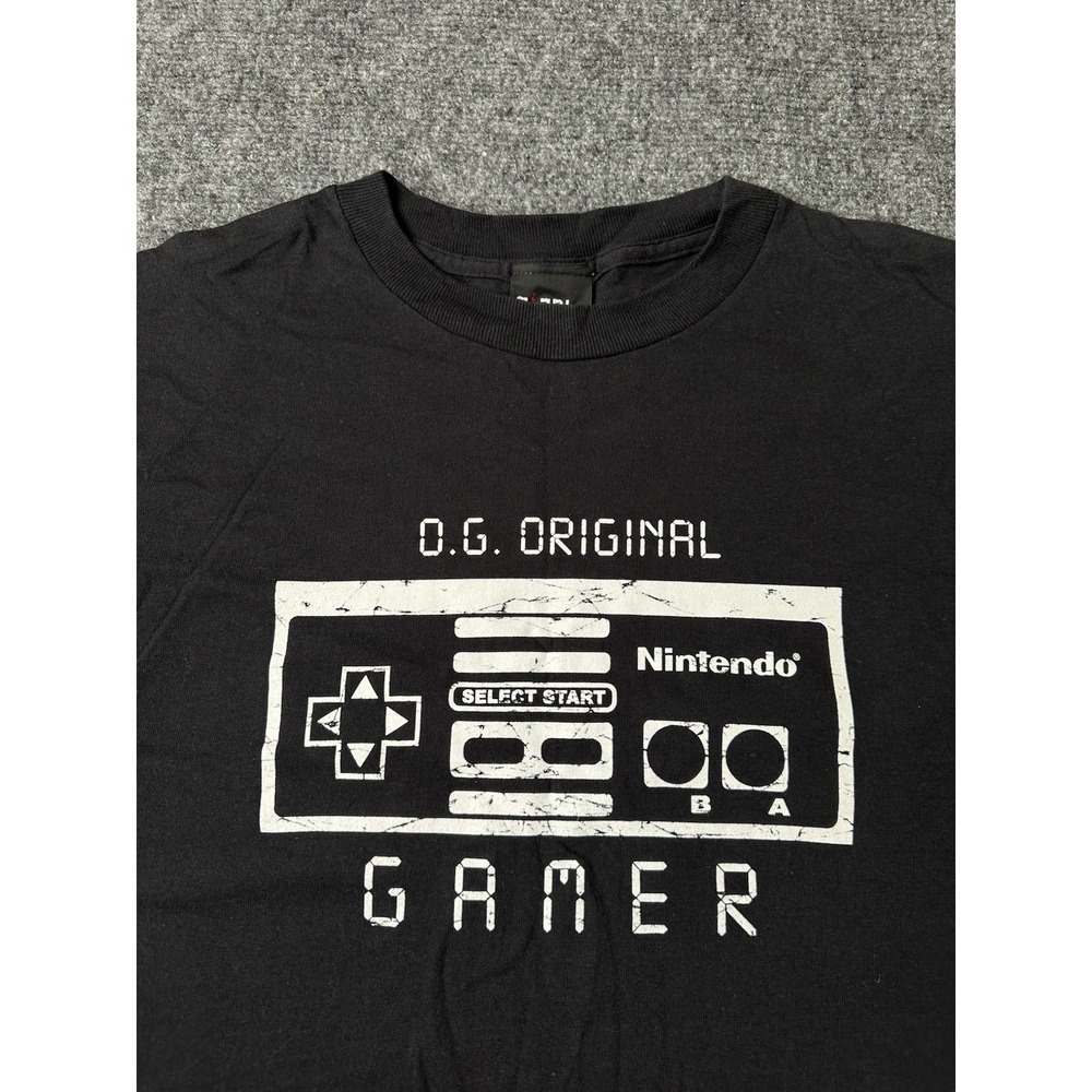Mens Nintendo OG Gamer Controller Black Graphic T-Shirt, Size M - Picture 2 of 5